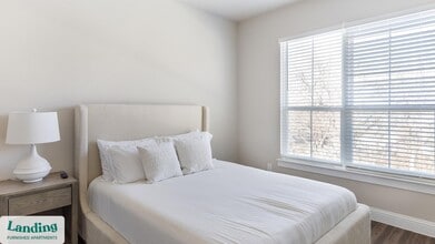 400 E BB Fielder Rd, Unit 488 in Weatherford, TX - Foto de edificio - Building Photo