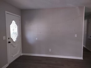 94 Bennett Dr in Starkville, MS - Building Photo - Building Photo
