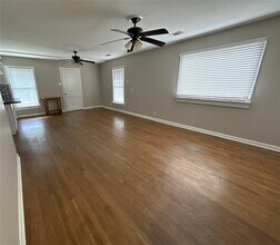 1041 Rosemont St in Austin, TX - Building Photo - Building Photo