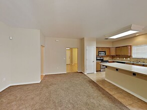 7014 Tocken Ct in Corpus Christi, TX - Foto de edificio - Building Photo