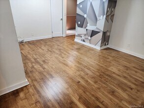 61-45 98th St in Queens, NY - Building Photo - Building Photo