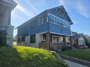 1019 Widdicomb Ave NW, Unit 1 in Grand Rapids, MI - Building Photo - Building Photo