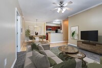 Harborside Apartment Homes in Slidell, LA - Foto de edificio - Building Photo