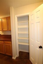 8024 W Elizabeth Ln in Fort Worth, TX - Building Photo - Building Photo