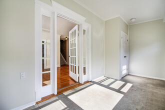 243 Purchase St in Rye, NY - Building Photo - Building Photo