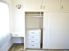 3752 Lewis Ave in Long Beach, CA - Building Photo - Building Photo