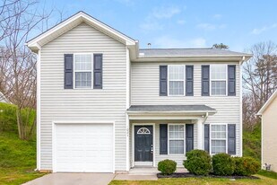 1024 Valley Ridge Rd in Charlotte, NC - Building Photo