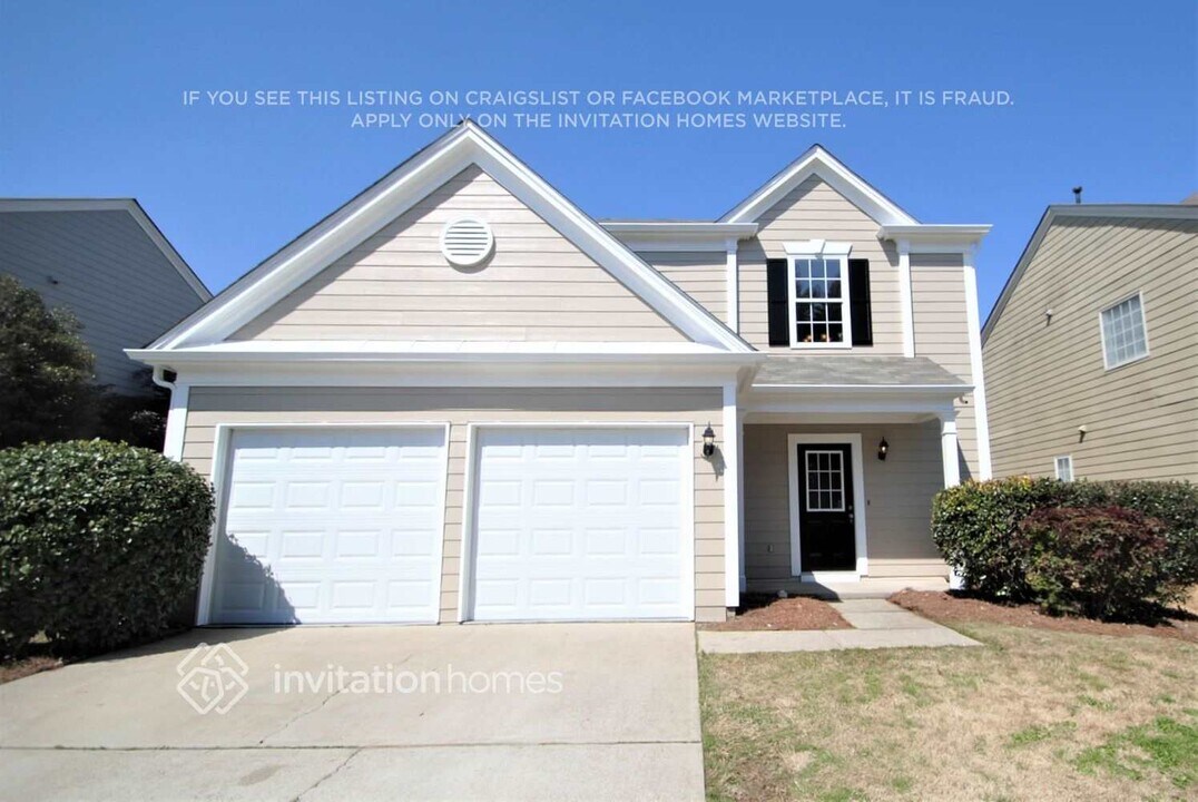 110 Aucilla Ln in Woodstock, GA - Foto de edificio