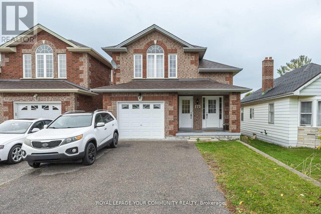 173 Simcoe Rd in Bradford West Gwillimbury, ON - Building Photo