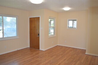 2605 Lancaster Ln in Pasadena, TX - Building Photo - Building Photo
