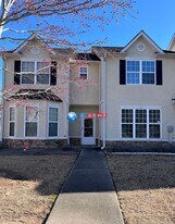 257 Commons Dr in Jonesboro, GA - Building Photo