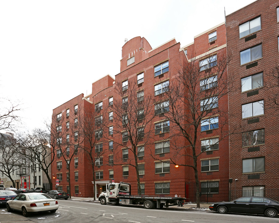 Clinton Gardens in New York, NY - Foto de edificio