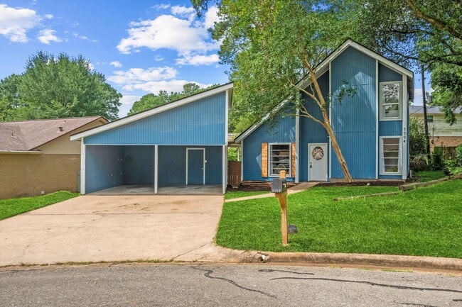 property at 3004 Glen Ct