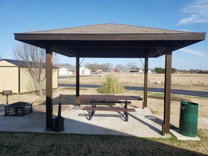 Gardens of Mabank Senior Living in Mabank, TX - Foto de edificio - Building Photo