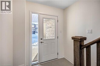 5 Greig St in Brantford, ON - Building Photo - Building Photo