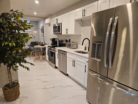 1487 5th Ave in Troy, NY - Building Photo