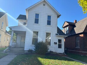 1427 Wall St in Fort Wayne, IN - Building Photo - Building Photo