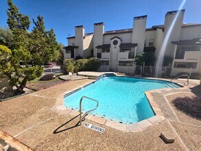 5322 Medical Dr in San Antonio, TX - Building Photo - Building Photo