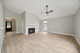 2942 Waterloo Rd in Pearland, TX - Building Photo - Building Photo