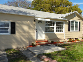 4441 Fairfield Ave S in St. Petersburg, FL - Building Photo - Building Photo