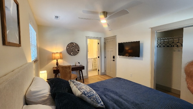 property at 1704 S Forest Dr