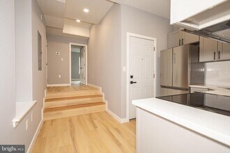 813 N 26th St in Philadelphia, PA - Building Photo - Building Photo