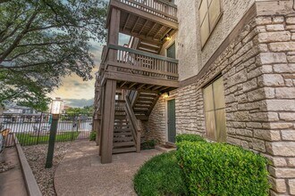509 Short Circuit in Horseshoe Bay, TX - Building Photo - Building Photo