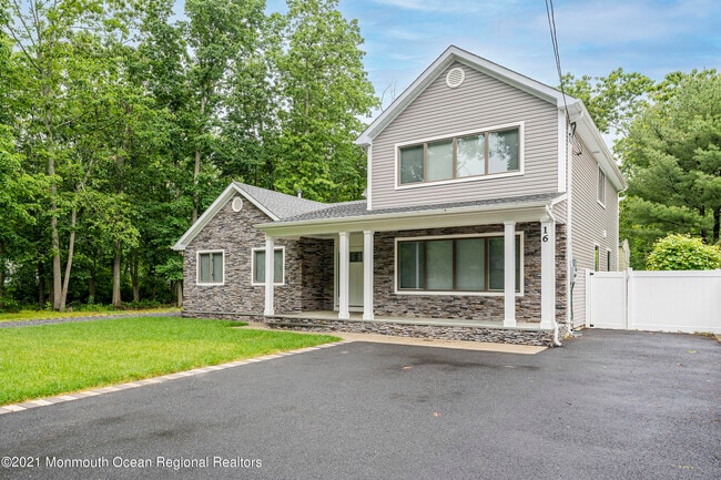 16 Cypress Ave in Jackson Township, NJ - Building Photo - Building Photo