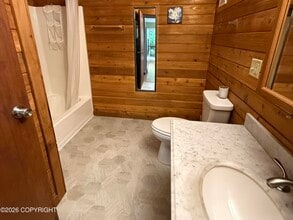 12399 Blackberry Ln in Ketchikan, AK - Building Photo - Building Photo