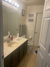 18705 Sparkling Water Dr in Germantown, MD - Foto de edificio - Building Photo