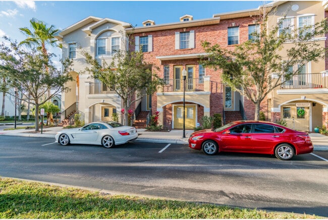 12609 Bassbrook Ln in Tampa, FL - Building Photo - Building Photo