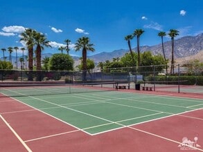 1655 E Palm Canyon Dr in Palm Springs, CA - Building Photo - Building Photo