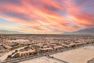 Norterra Canyon Apartments in North Las Vegas, NV - Foto de edificio - Building Photo