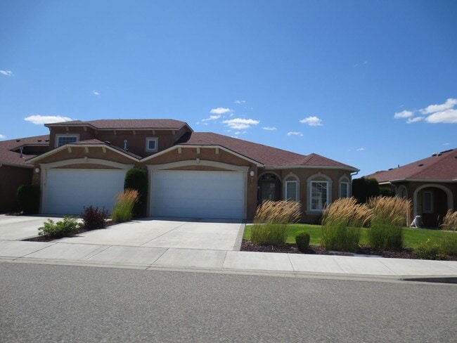 property at 9616 Vincenzo Dr