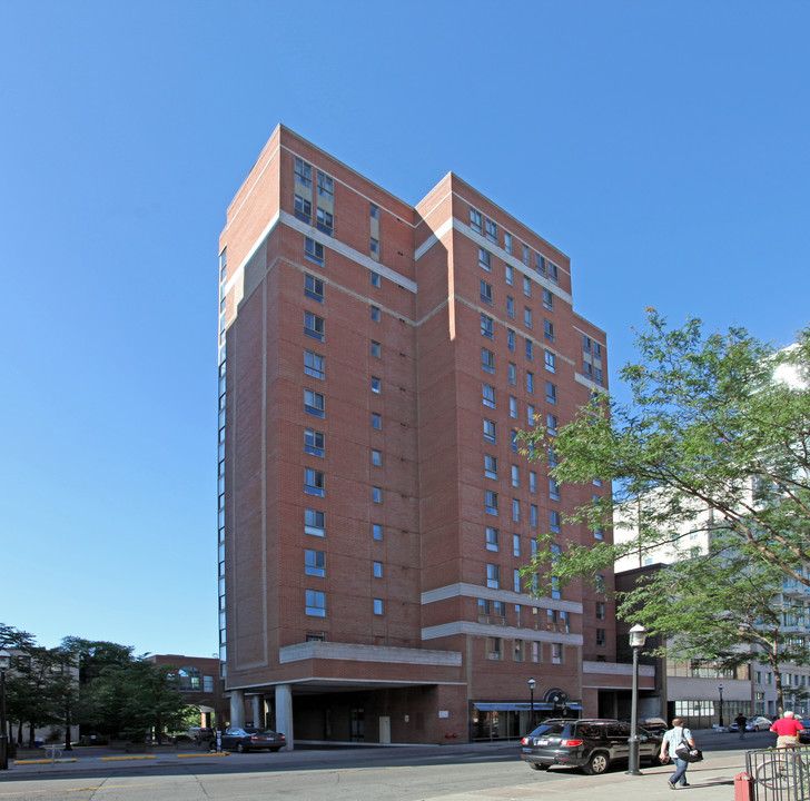 St James Park in Toronto, ON - Building Photo