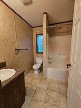 10 Daisy Ln in Weedsport, NY - Building Photo - Building Photo