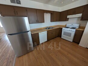 95 Darlene Rd SE in Rio Rancho, NM - Building Photo - Building Photo