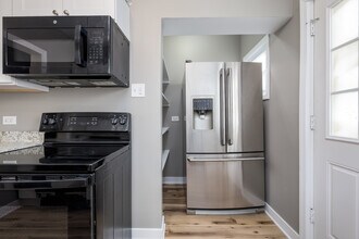 4167 Eberly Ave in Brookfield, IL - Building Photo - Building Photo