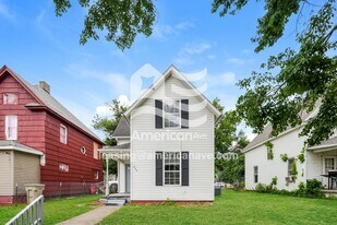 924 E Dayton St in South Bend, IN - Building Photo