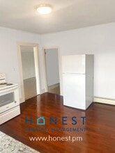 673 River Ave in Gardiner, ME - Building Photo - Building Photo