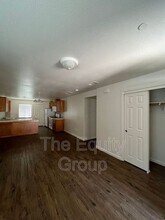 2232 W Lark Ave in Visalia, CA - Building Photo - Building Photo