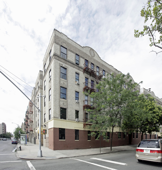 266 E 169th St in Bronx, NY - Building Photo - Building Photo