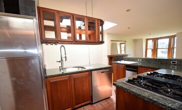 17 Holyoke St, Unit 17 Holyoke Street in Boston, MA - Foto de edificio - Building Photo