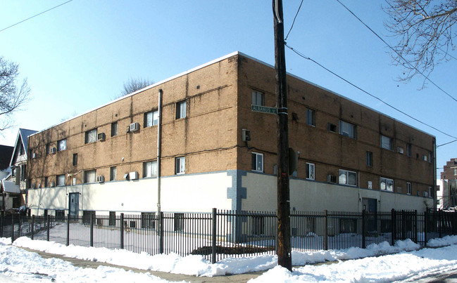 Rockland Apartments in Philadelphia, PA - Building Photo - Building Photo