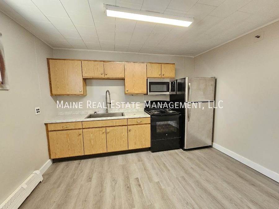 36 Simon Ct in Old Town, ME - Building Photo