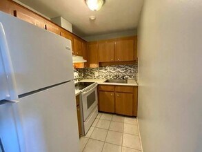 4 Tara Dr-Unit -6 in Weymouth, MA - Building Photo - Building Photo