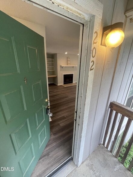 5155 Windy Hill Dr, Unit 202 in Raleigh, NC - Building Photo