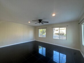 121 N Coffman St in Anaheim, CA - Building Photo - Building Photo