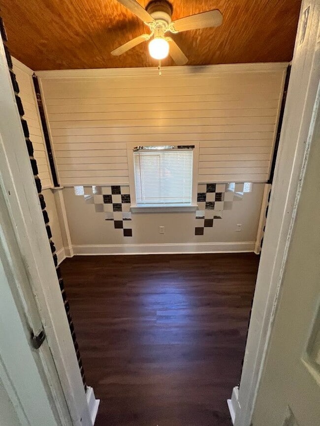 1205 E 38th St in Savannah, GA - Building Photo - Building Photo