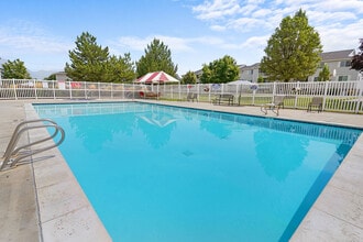 Stonebridge in West Jordan, UT - Foto de edificio - Building Photo